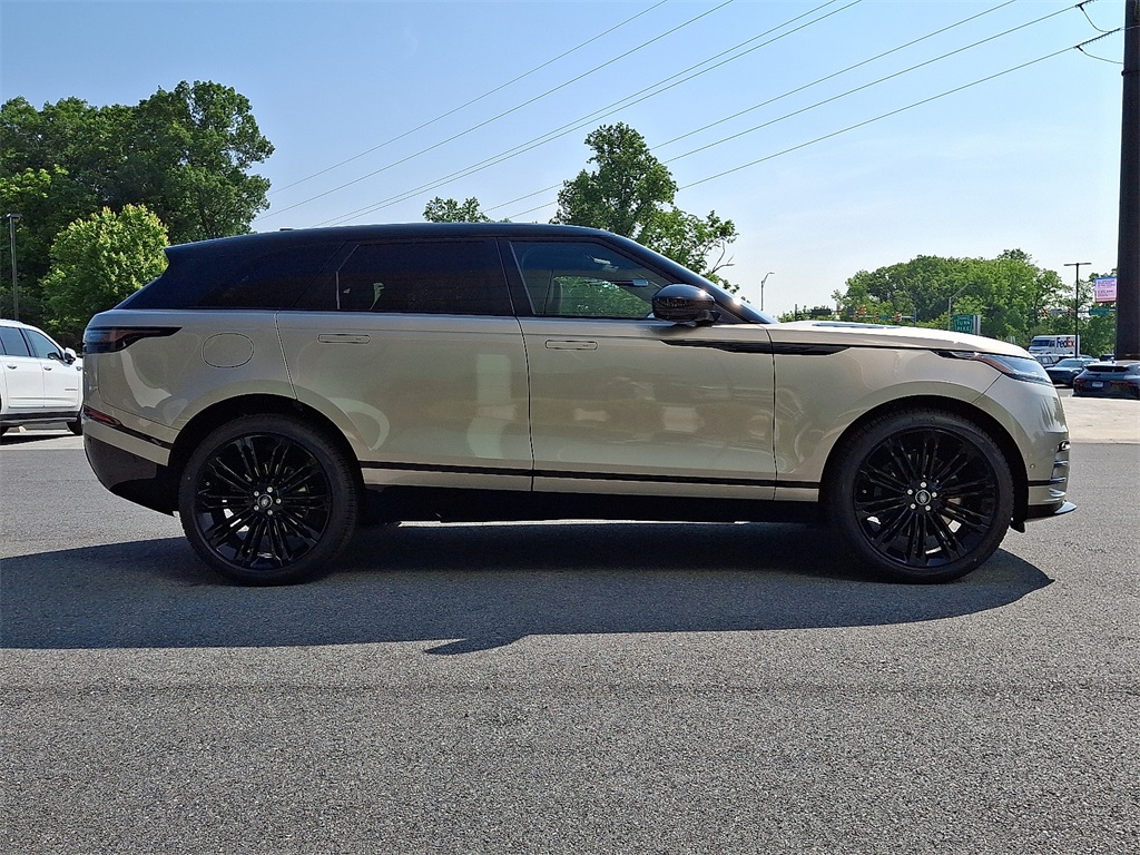2026 Land Rover Range Rover Velar SE photo 3