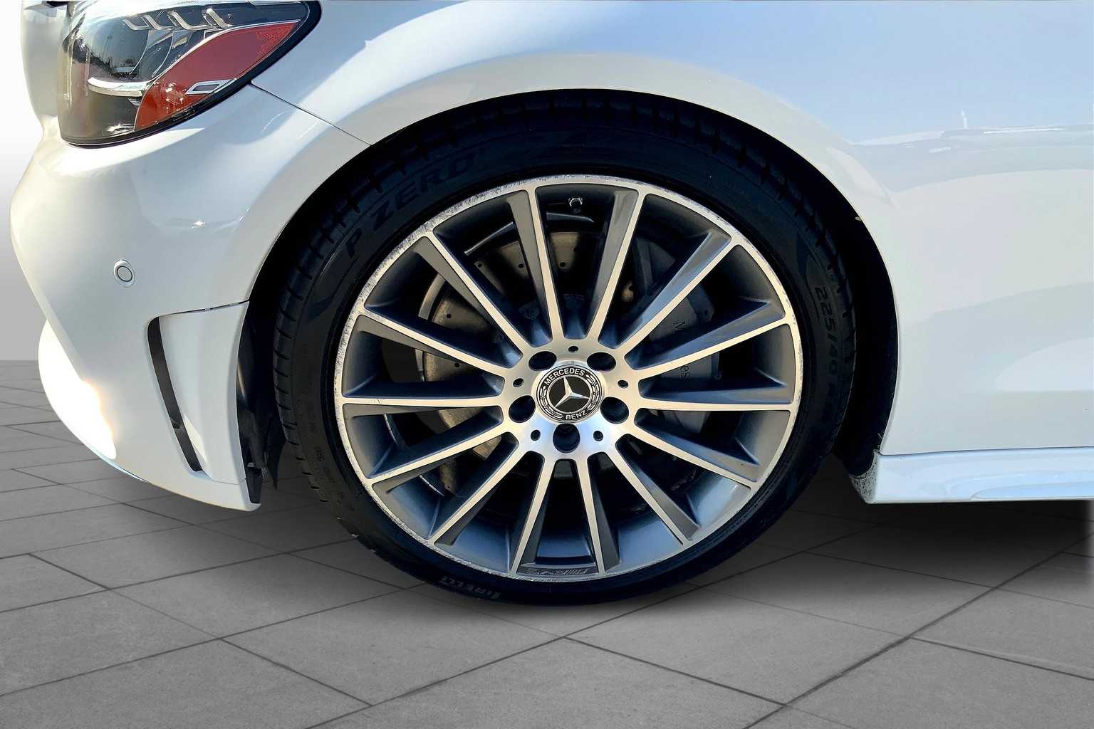 2019 Mercedes Benz C 300 photo 10