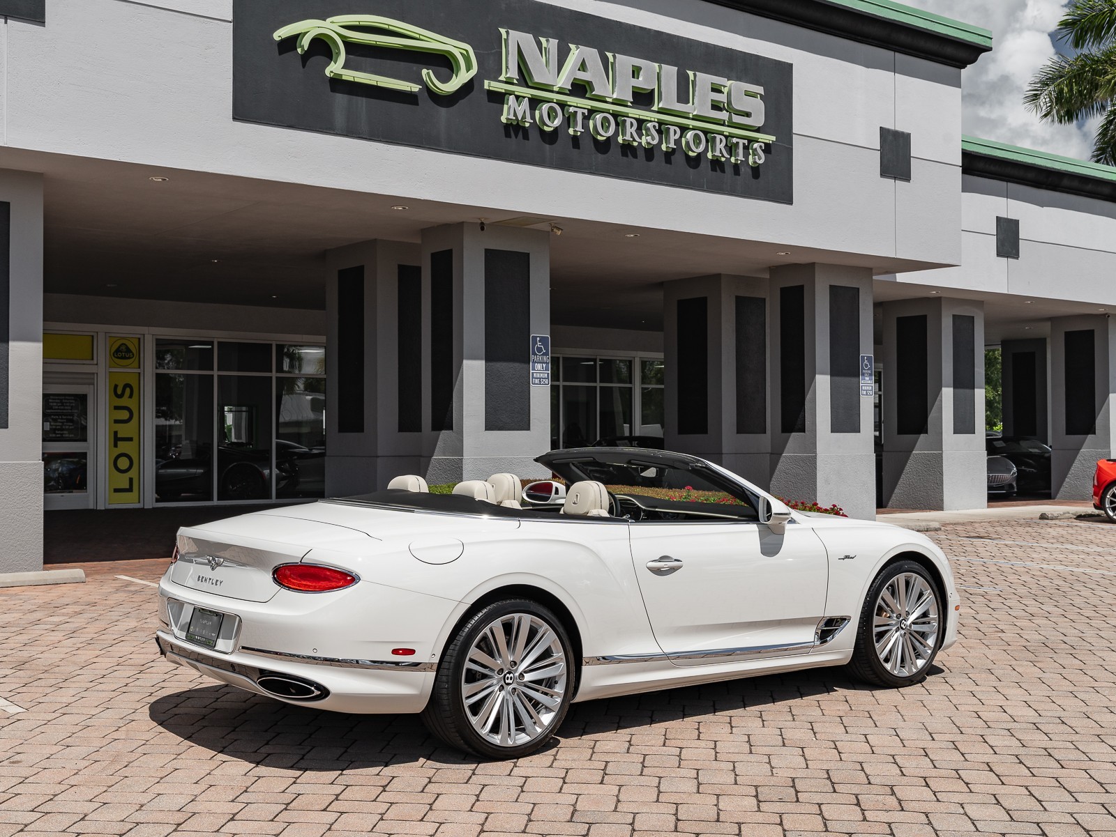 2022 Bentley Continental GTC Speed photo 23