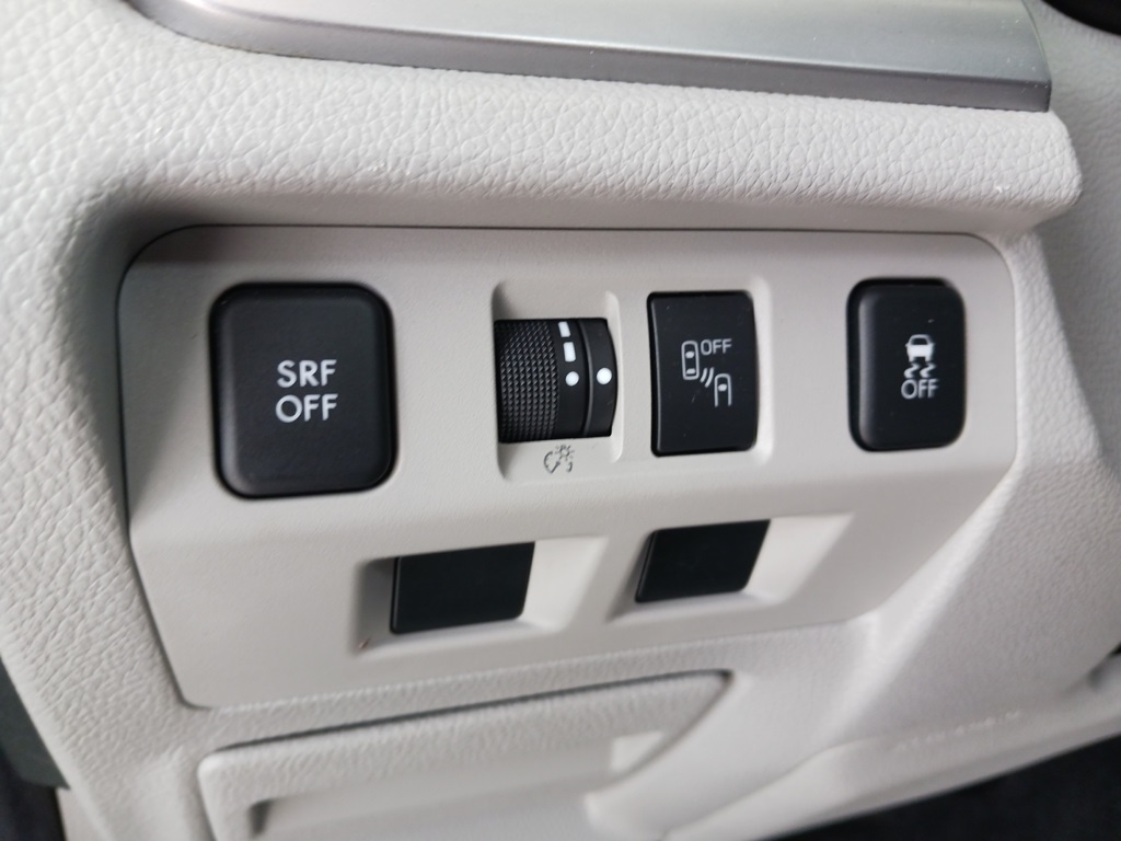 2017 Subaru Forester 2.5i Premium photo 21