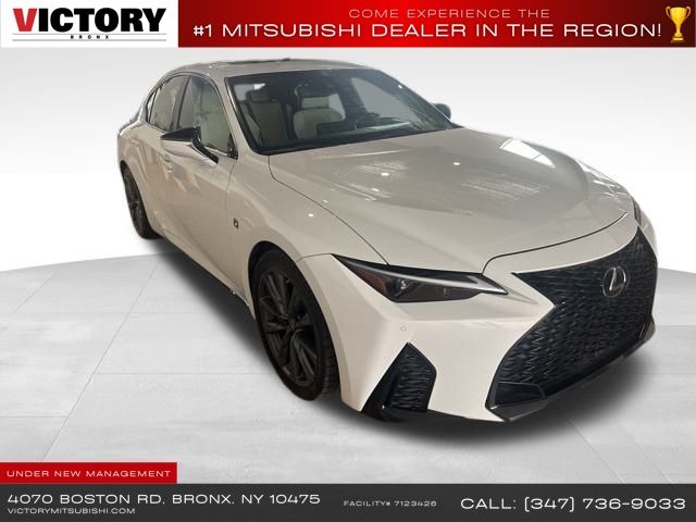 2022 Lexus IS 350 F SPORT photo 3