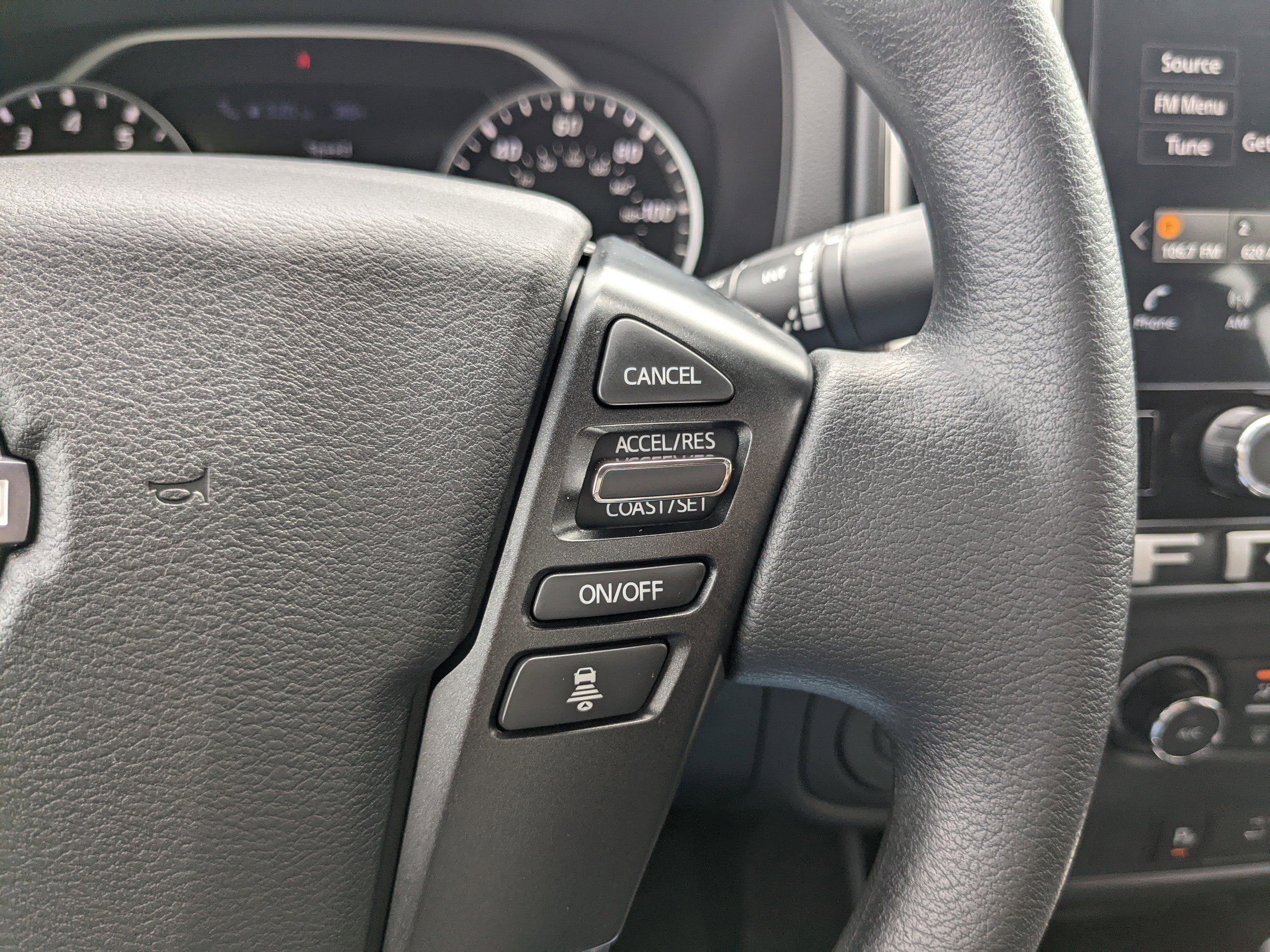2025 Nissan Frontier SV photo 16