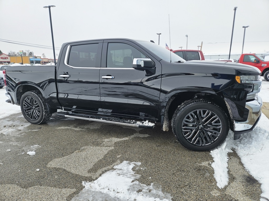2021 Chevrolet Silverado 1500 LTZ's photo