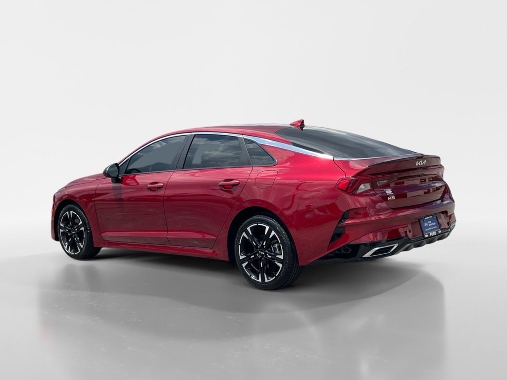 2024 Kia K5 GT-Line photo 3