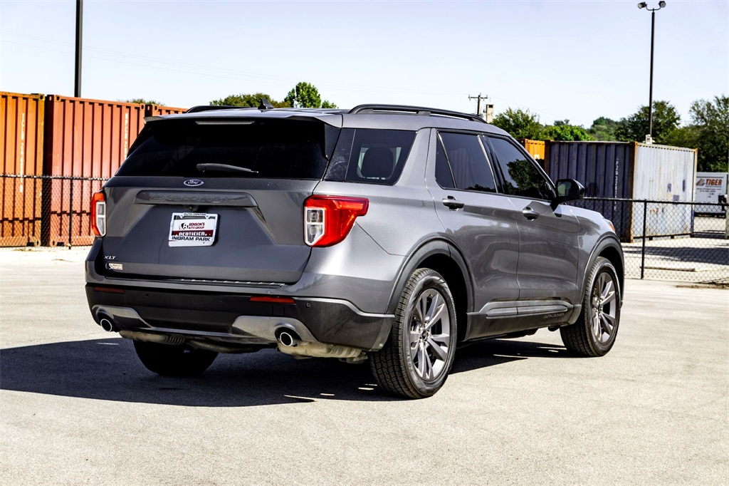 2022 Ford Explorer XLT photo 4
