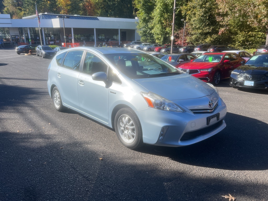 2013 Toyota Prius v Three