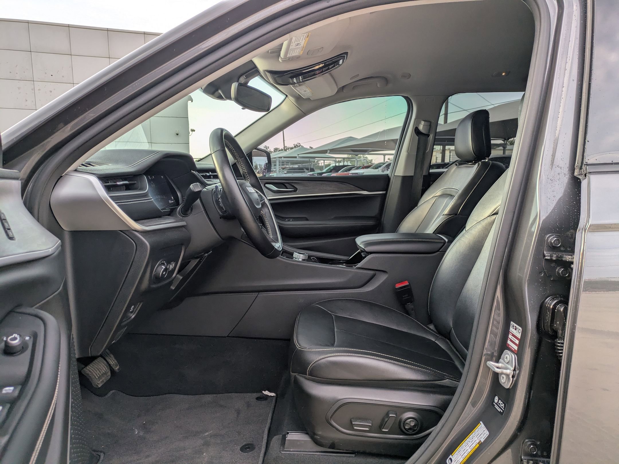 2022 Jeep Grand Cherokee Limited photo 8