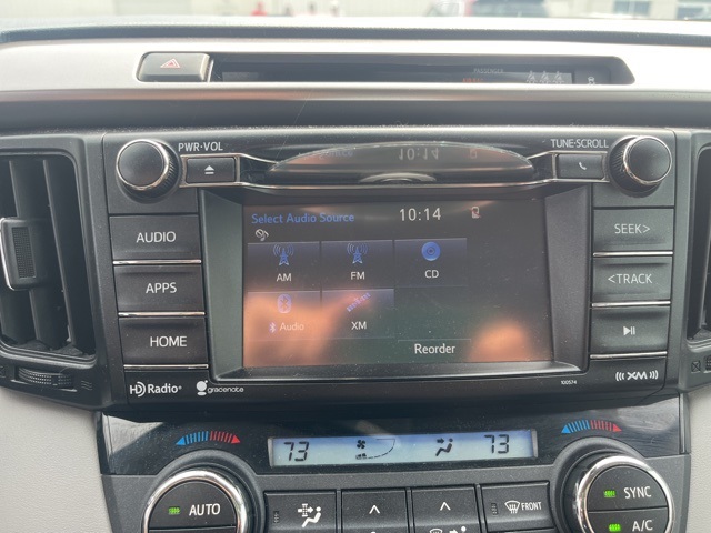 2017 Toyota RAV4 XLE photo 6