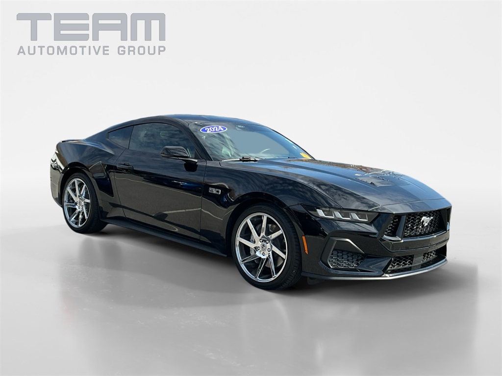 2024 Ford Mustang GT Premium's photo