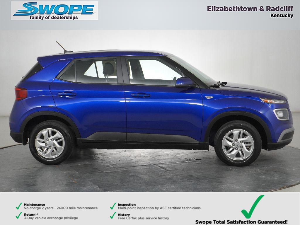 2023 Hyundai Venue SE photo 2