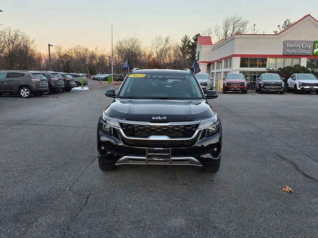 2023 Kia Seltos S photo 2