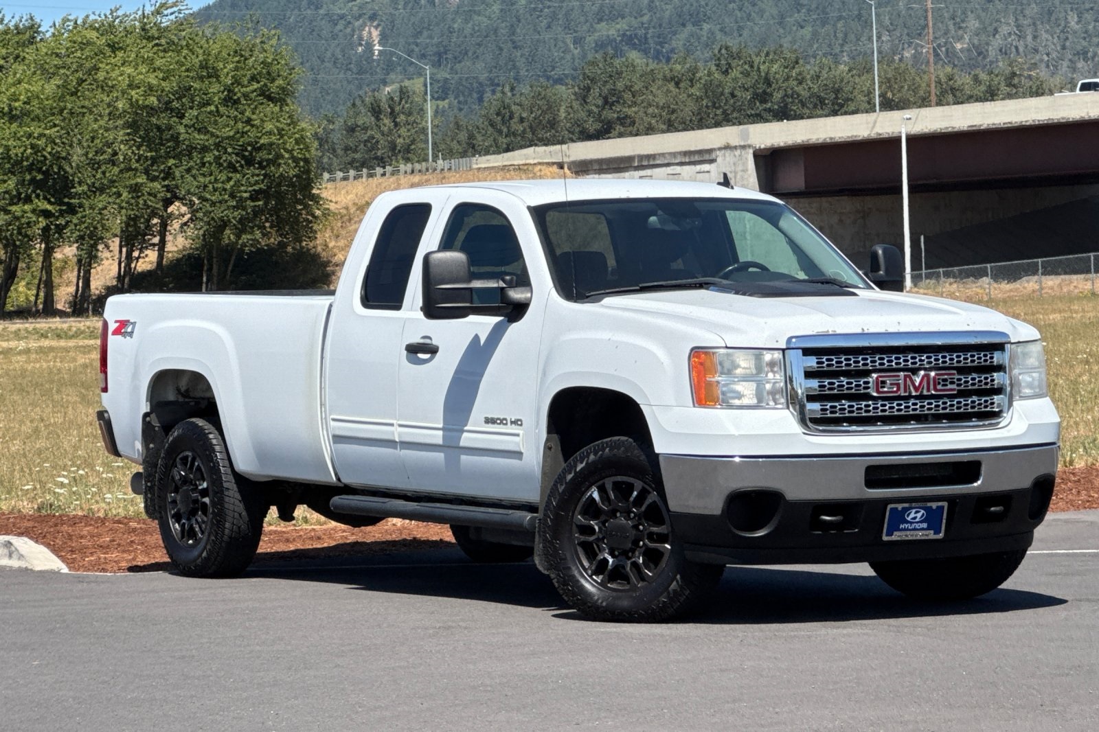 2013 GMC Sierra 3500 SLE's photo