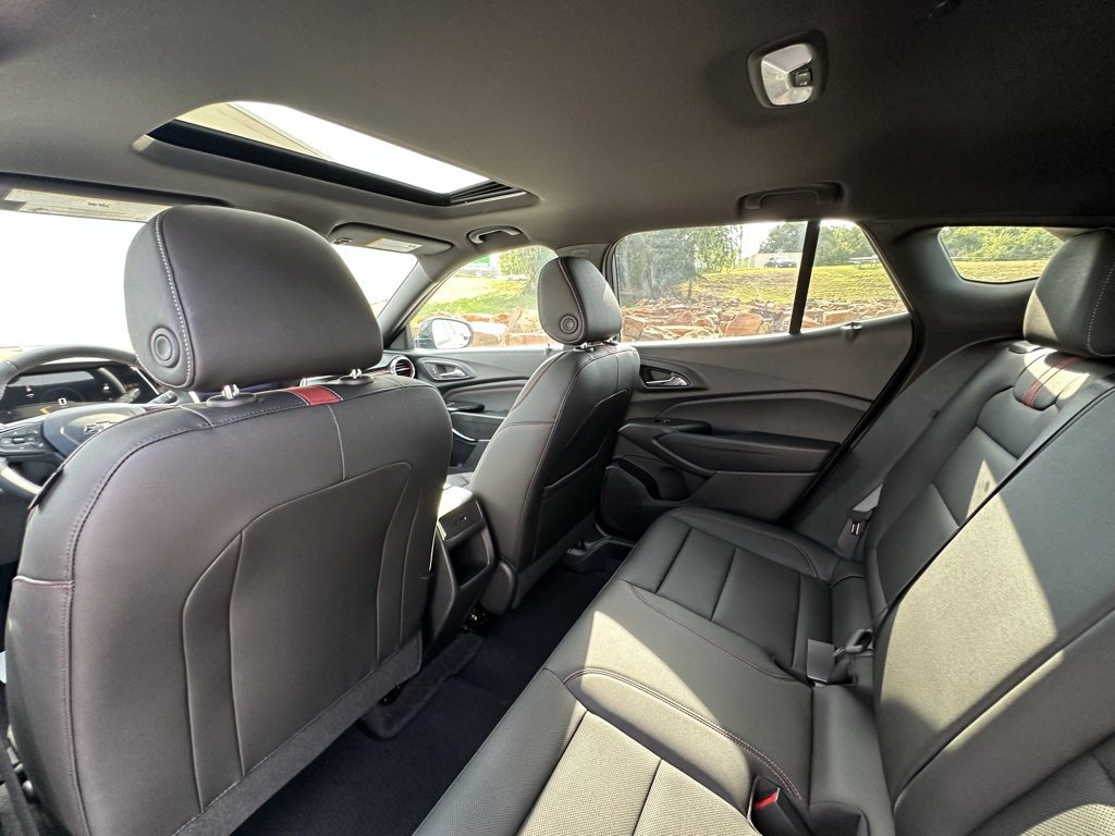 2025 Chevrolet Trax photo 18