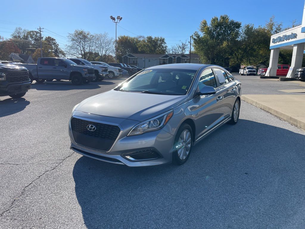 2016 Hyundai Sonata Hybrid SE photo 3