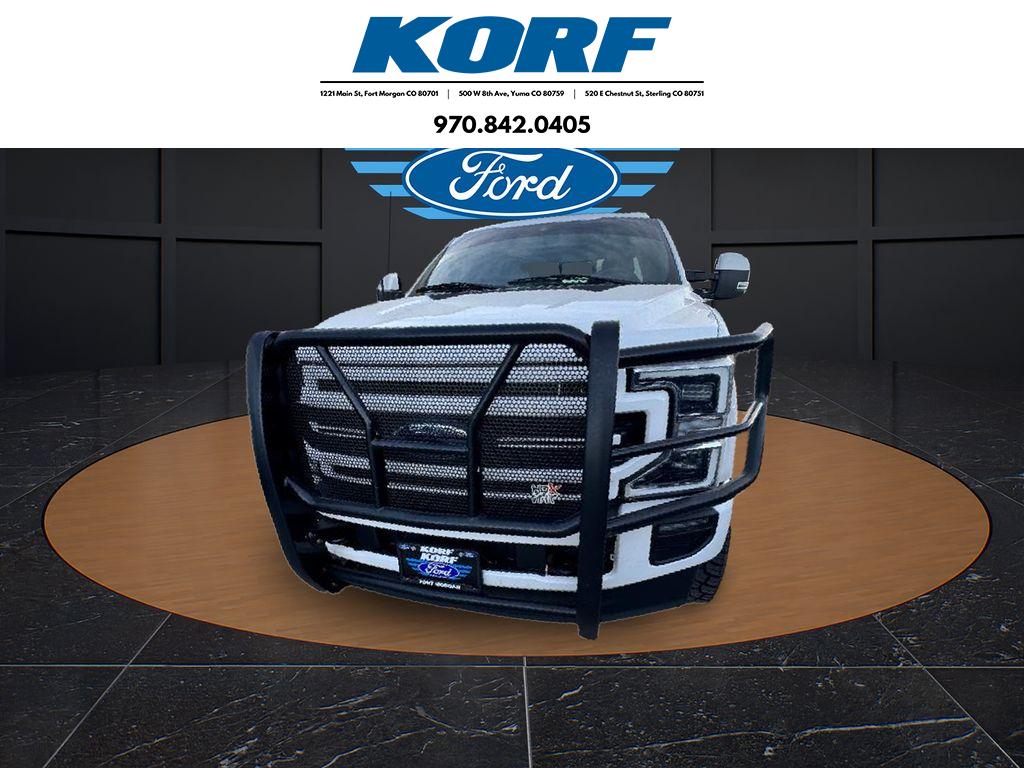 2022 Ford F-350 Super Duty Lariat's photo