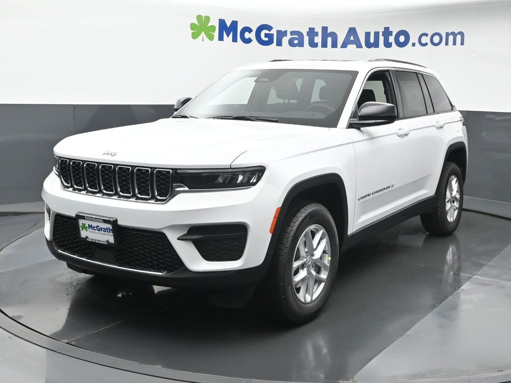 2025 Jeep Grand Cherokee Laredo X photo 17