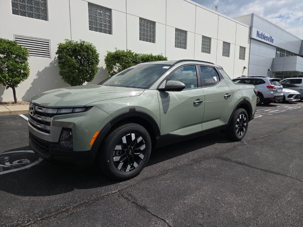 2025 Hyundai Santa Cruz SEL Activity photo 2