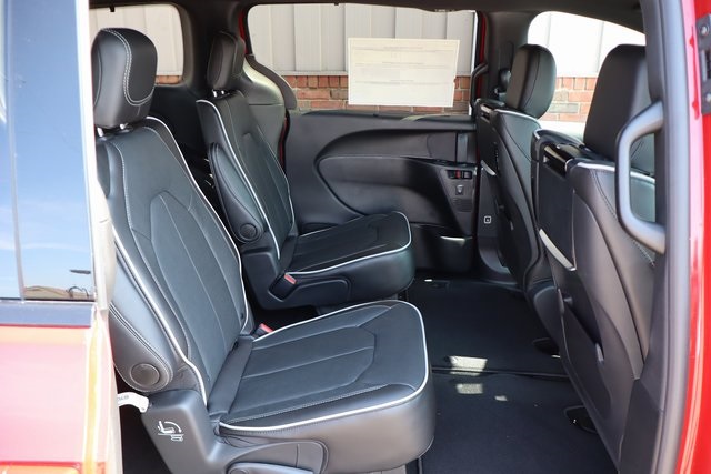 2026 Chrysler Pacifica Limited S Appearance photo 52