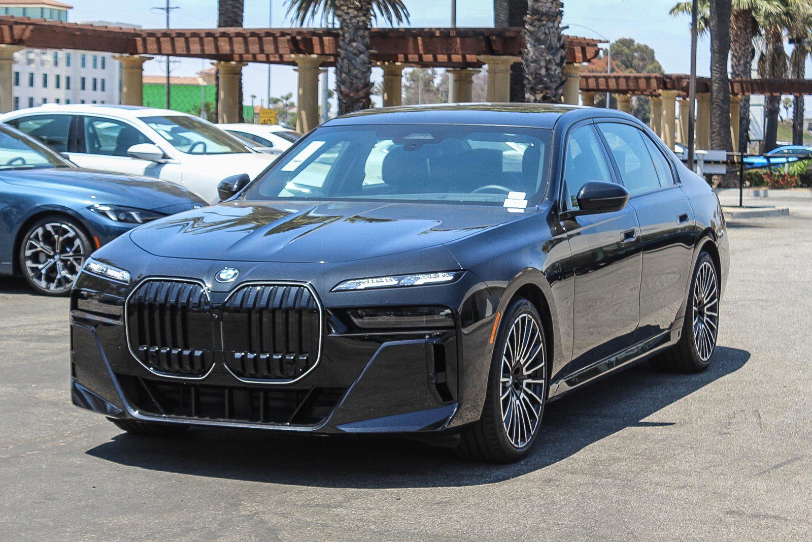 New 2025 Black Sapphire Metallic BMW 740i image 3
