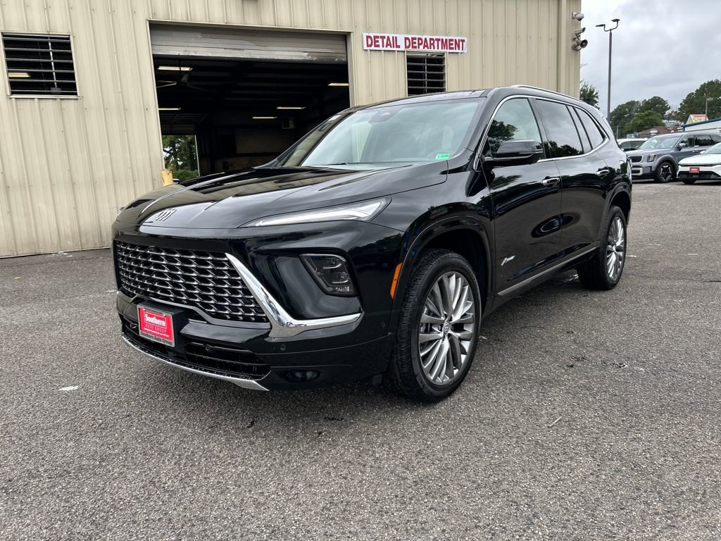 2026 Buick Enclave Avenir photo 2