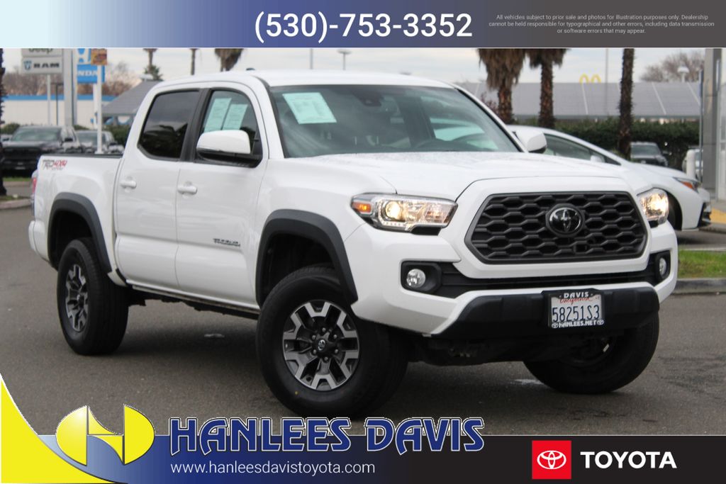 2023 Toyota Tacoma TRD Off Road's photo