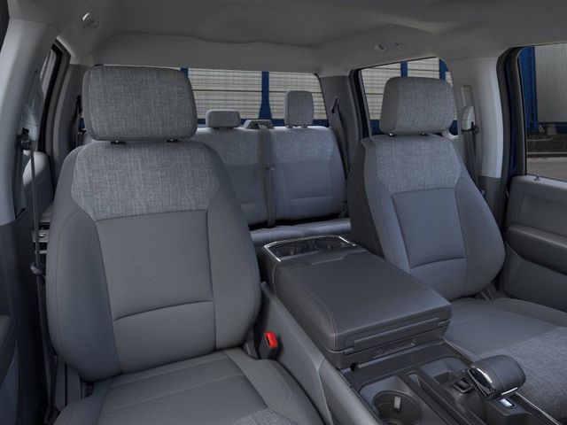 2025 Ford F-150 Lightning XLT photo 10