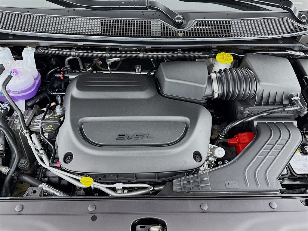 2025 Chrysler Pacifica photo 31