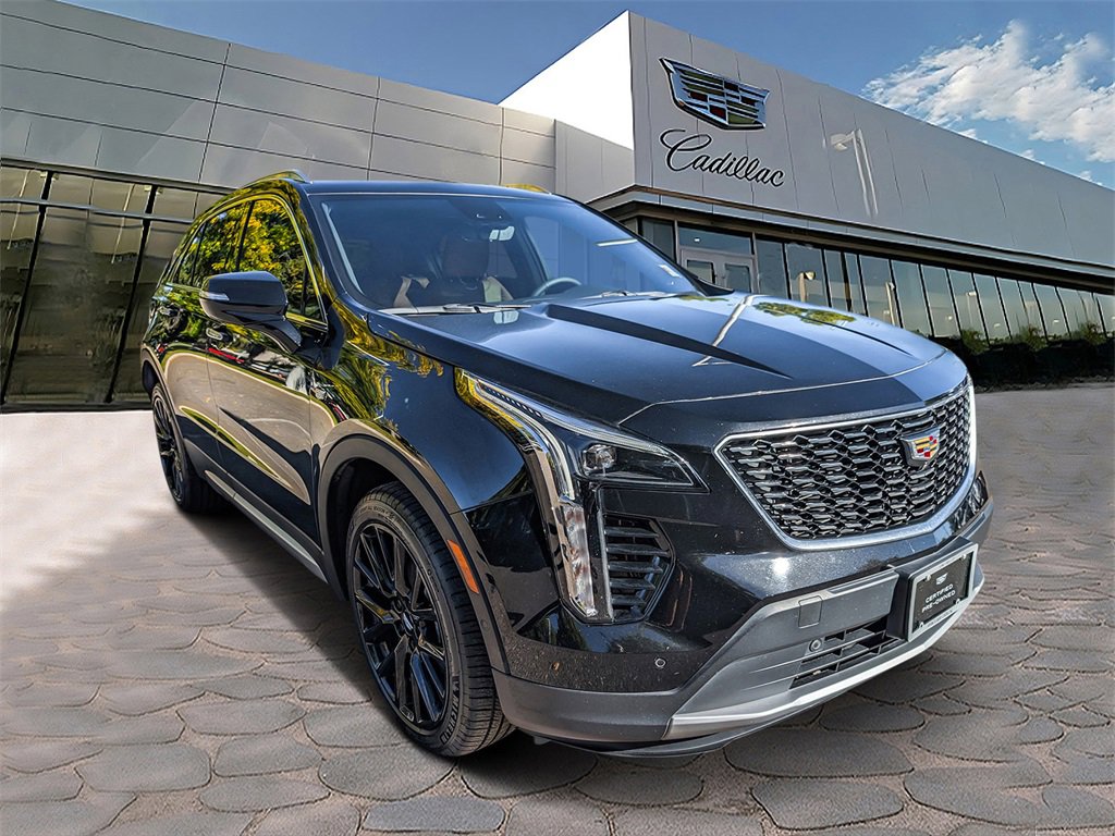 2022 Cadillac XT4 Premium Luxury photo 4
