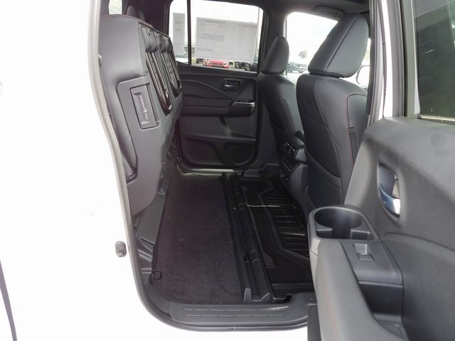 2026 Honda Ridgeline Black Edition photo 44