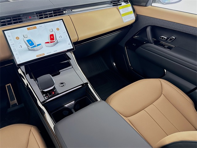 2025 Land Rover Range Rover Sport SE photo 24