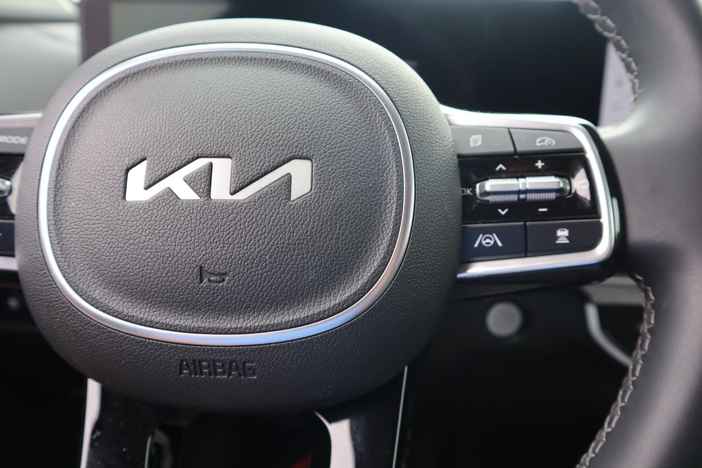 2025 Kia Sorento S photo 21