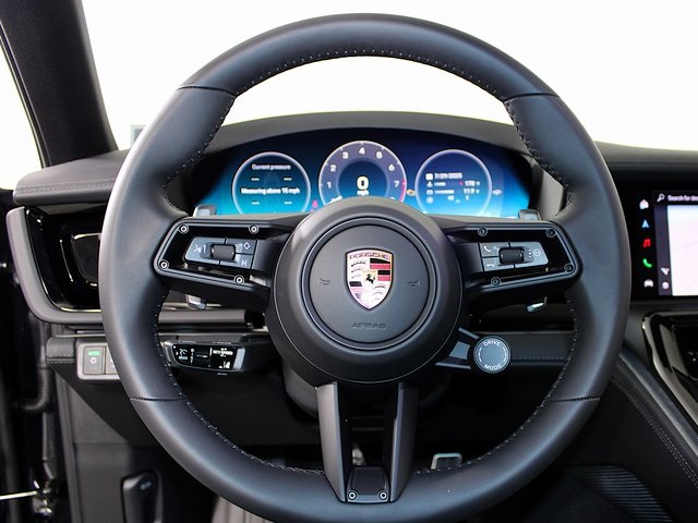 2025 Porsche Panamera 4 photo 16