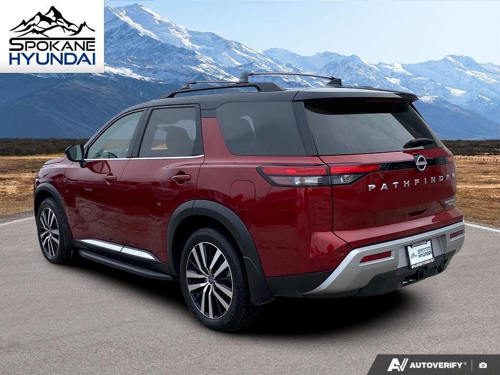 2023 Nissan Pathfinder Platinum photo 3