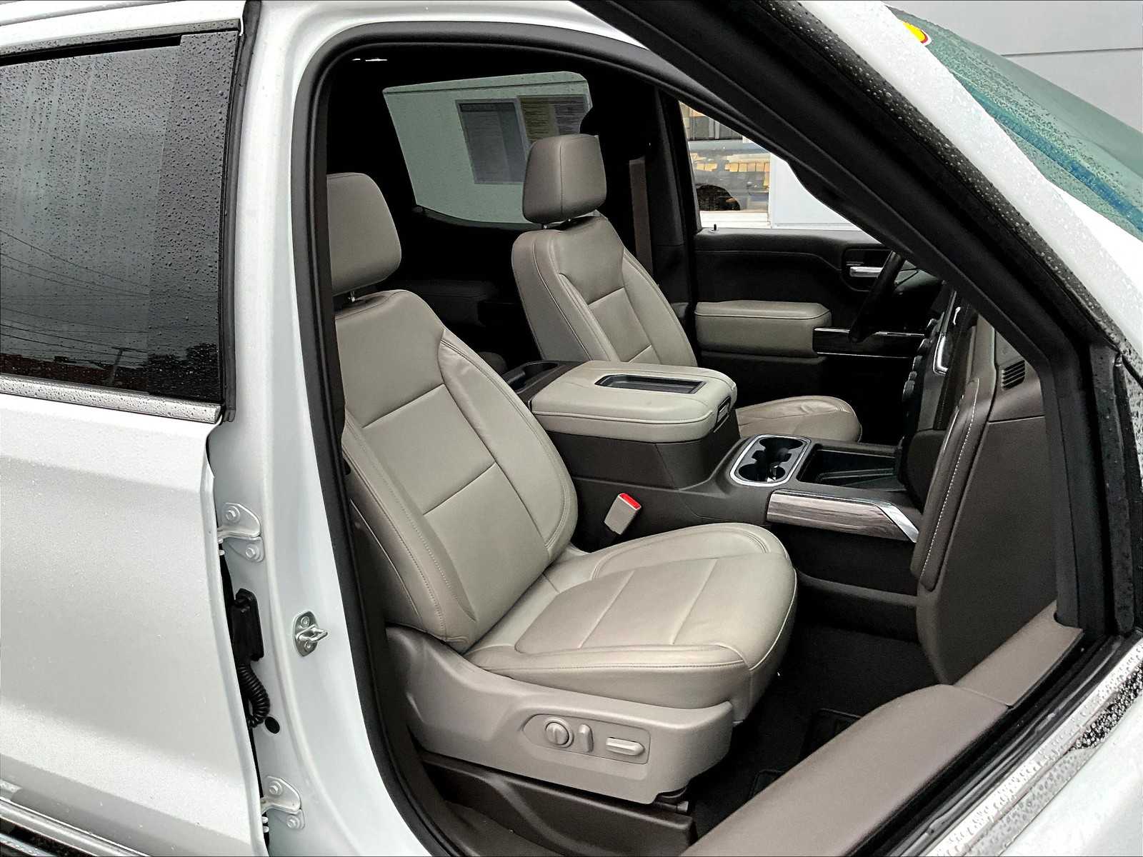 2020 Chevrolet Silverado 1500 LTZ photo 11