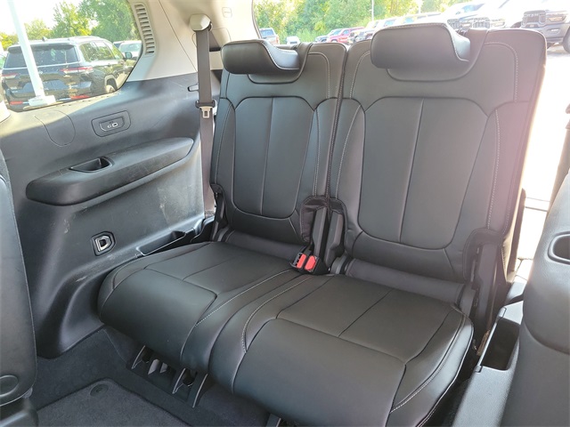 2023 Jeep Grand Cherokee Limited photo 24