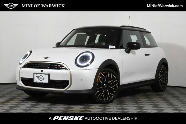 ミニ ② Pre-Owned 2025 MINI Cooper S 2D Hatchback in Warwick #G7258 | BMW