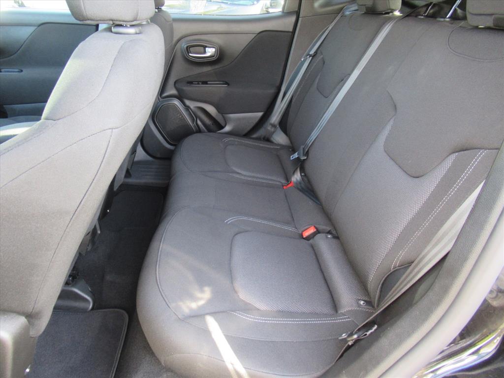 2021 Jeep Renegade Sport photo 25