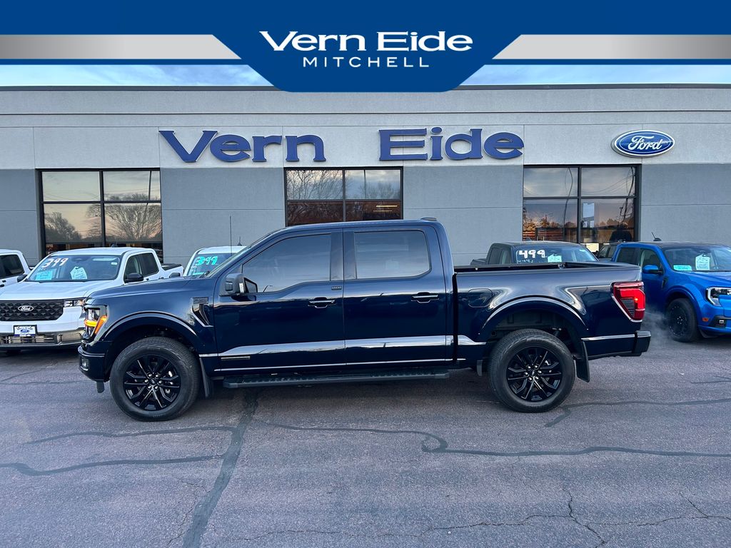 2025 Ford F-150 XLT's photo