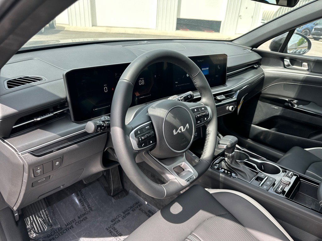 2026 Kia K5 GT-Line photo 17