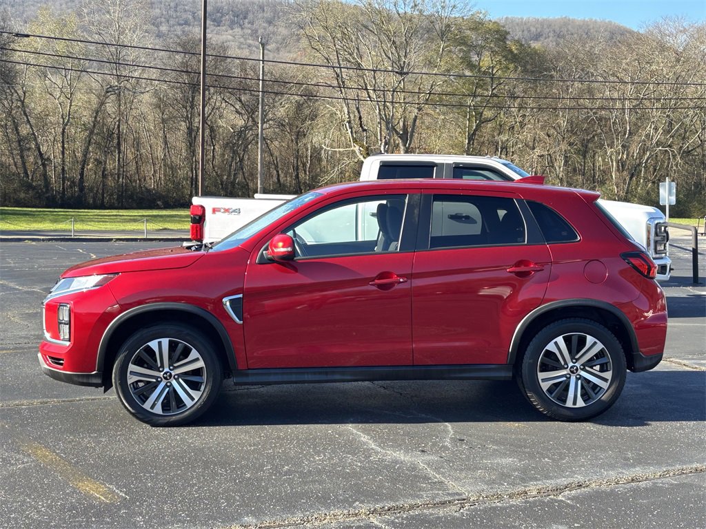 2021 Mitsubishi Outlander Sport SE photo 2