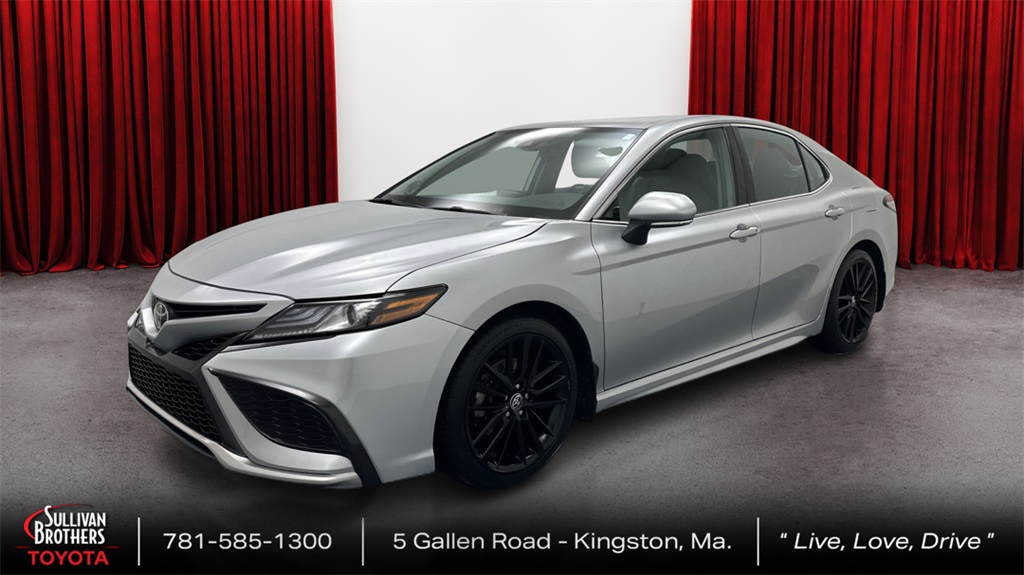 2023 Toyota Camry XSE's photo