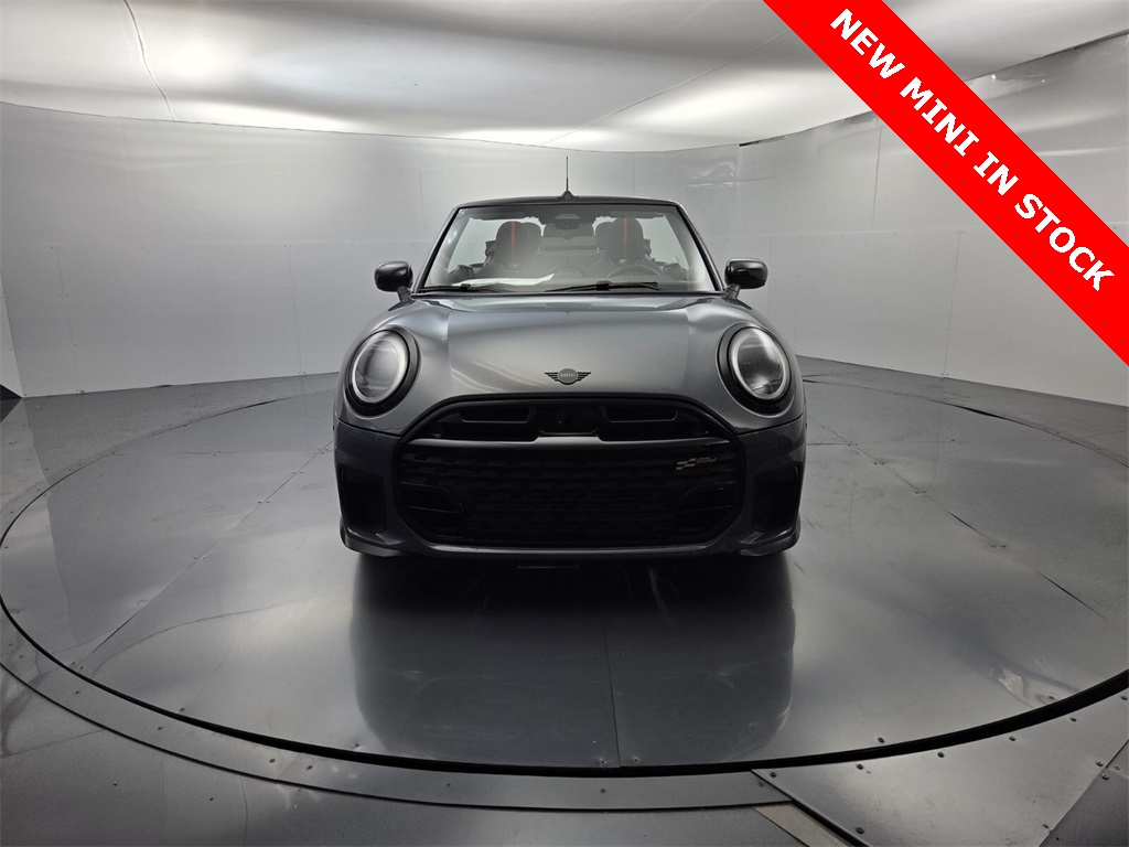 2026 Mini Cooper Convertible Iconic photo 2
