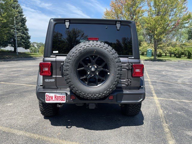 2025 Jeep Wrangler photo 4