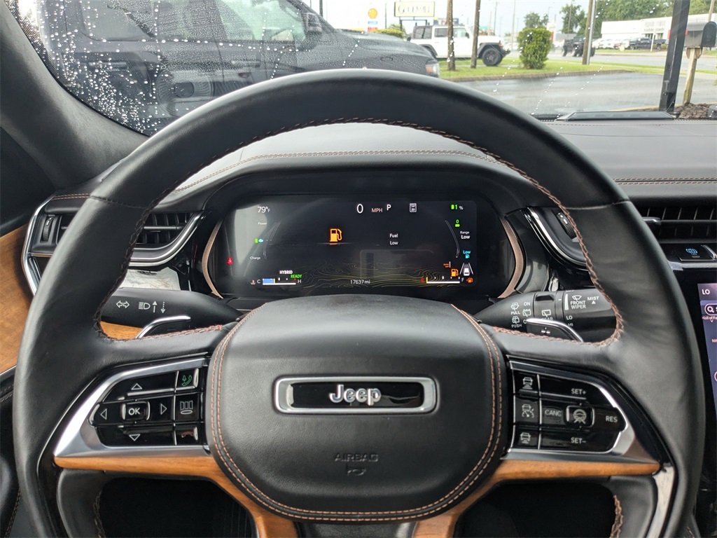 2023 Jeep Grand Cherokee Summit Reserve 4xe photo 25