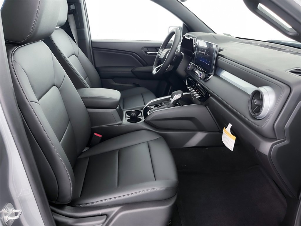 2026 Chevrolet Colorado LT photo 29