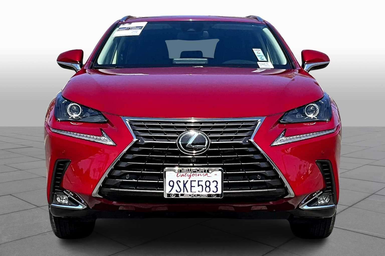 2021 Lexus NX 300 photo 3