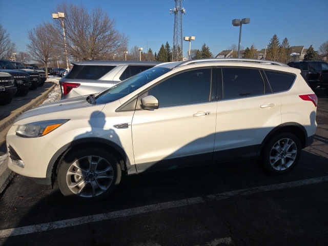 2016 FORD ESCAPE - Image 1