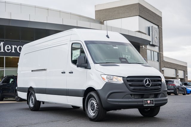 2026 Mercedes-Benz Sprinter Cargo Van Base's photo