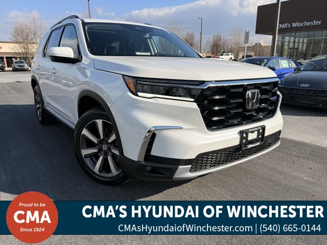 2025 Honda Pilot Touring's photo