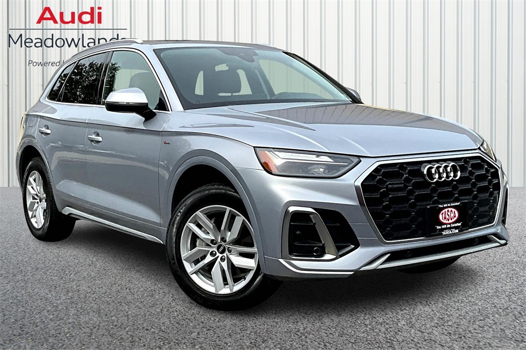 2023 Audi Q5 45 S line Premium photo 3